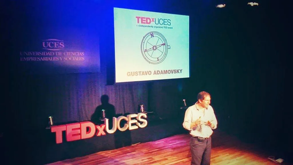 Adamovsky TED TEDx charla personal branding