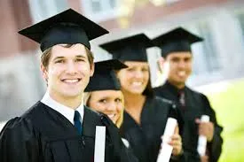 Los trabajadores con estudios universitarios ganan 46% más que los secundarios